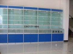 天津市鼎强货架专家｜钛合金精品展柜与旋转屏蔽门首选方案